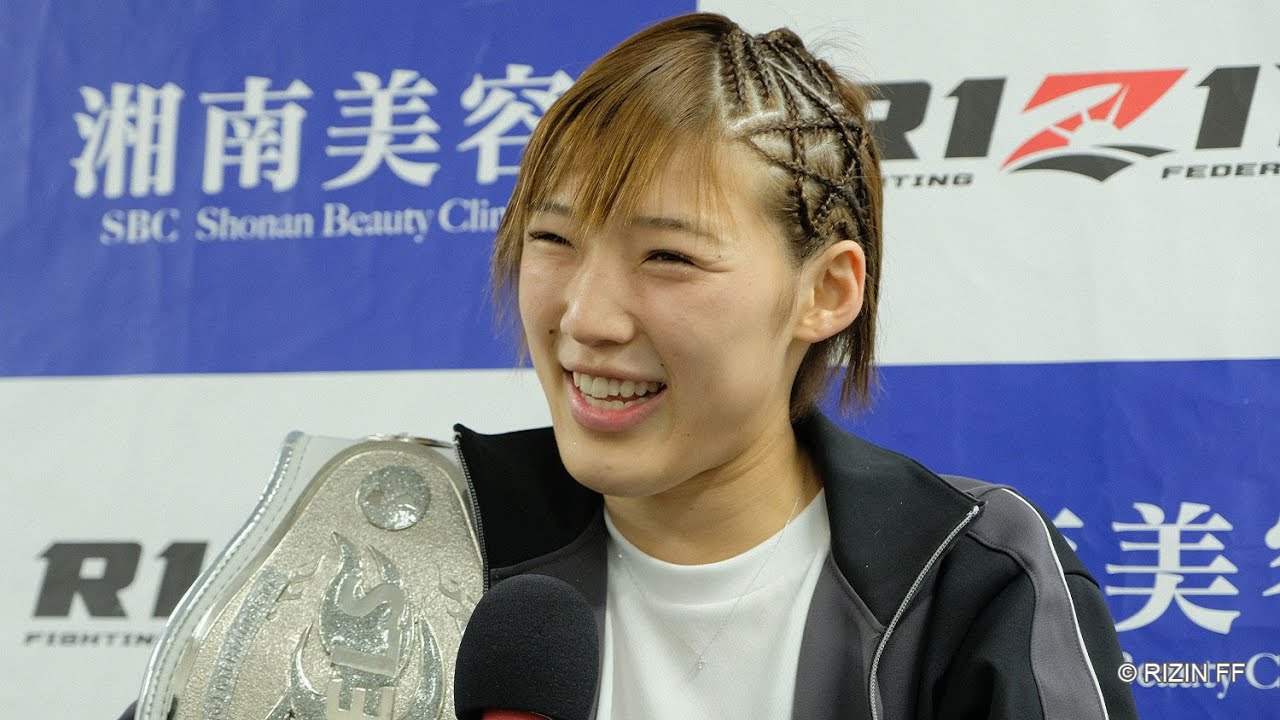 伊澤星花 試合後インタビュー / 湘南美容クリニック presents RIZIN.35 background
