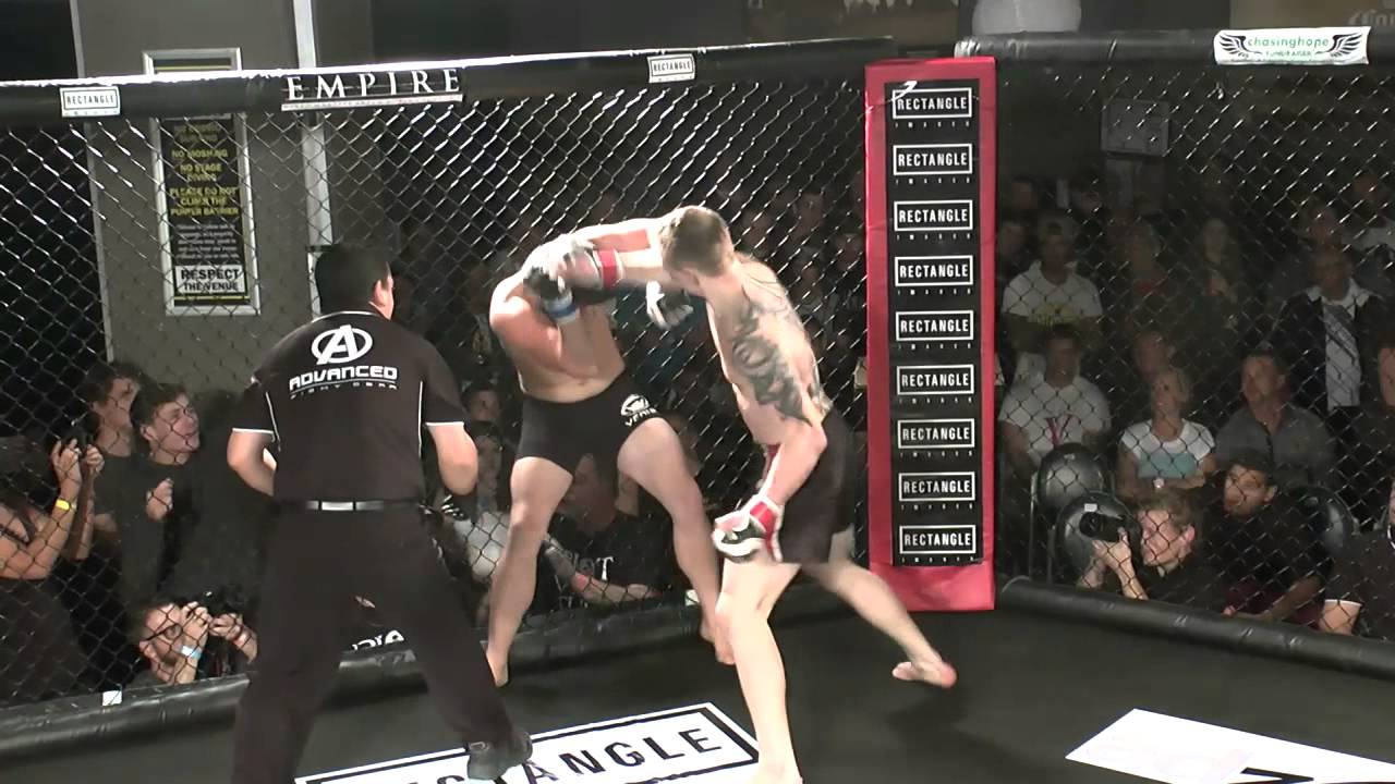 ETERNAL MMA 5 - PETER SMITH VS AARON MAHON - MMA FIGHT VIDEO