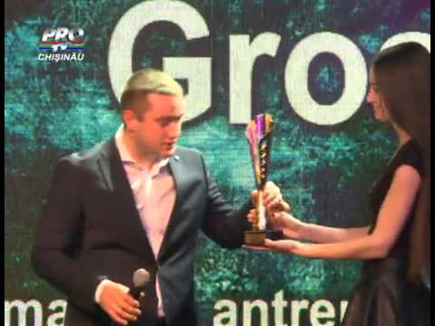 Campionii au fost rasplatiti Sergiu Morari a fost desemnat cel mai bun luptator KOK din 2015 VIDEO