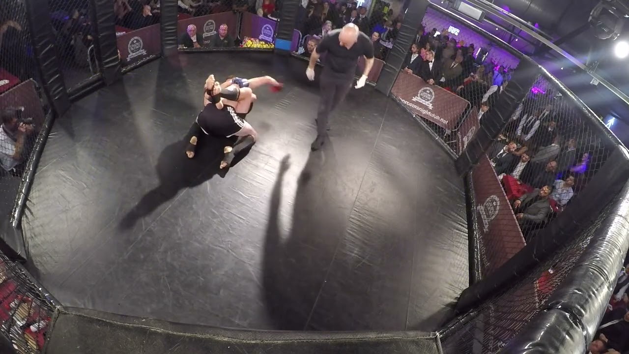 Kent | Ultra MMA | Fight 15 background