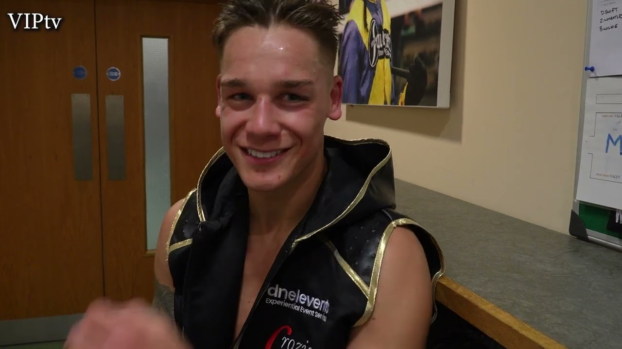 Jake Goodwin put on a very dominant display for home fans in his 1st 6 rounder background