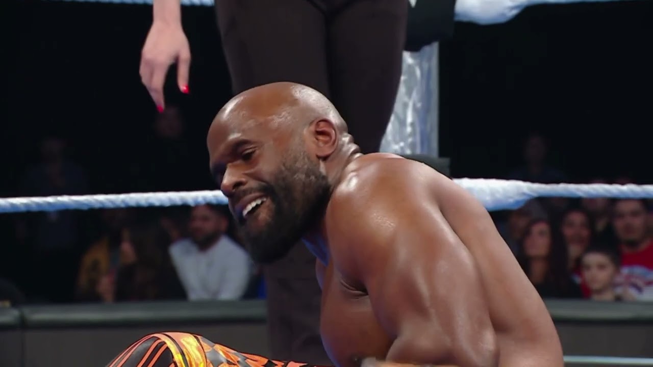 Johnny Gargano vs Apollo Crews: SmackDown, Jan. 24, 2025 background