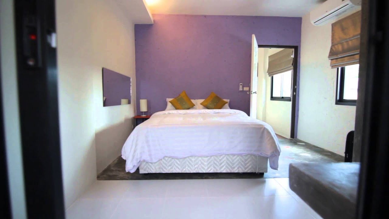 2 Home Accommodation Tour backdrop
