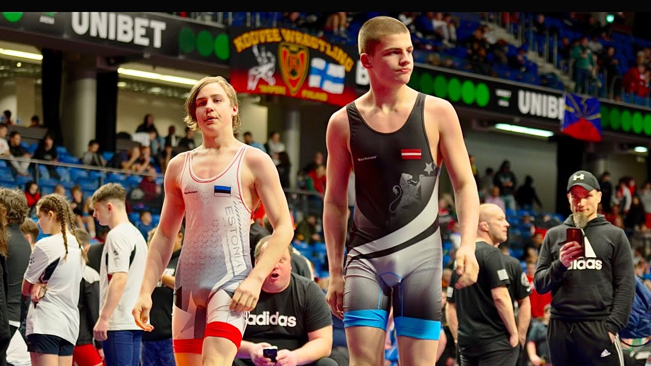 U15 M. Maasikpalu (EST) vs E. Stabins (LAT). Freestyle 85kg youth wrestling.