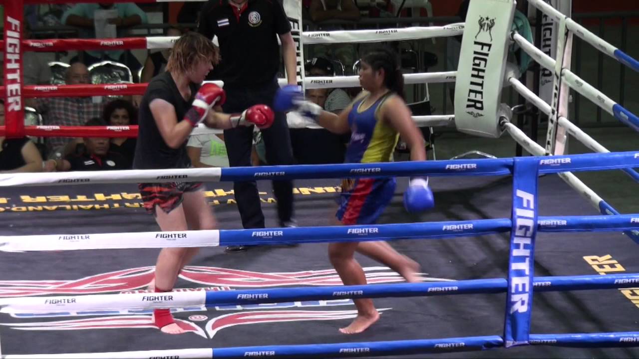 Lara (Tiger Muay Thai) vs Saitarn Sitkrujaroon @ Rawai Stadium 13/2/16 background