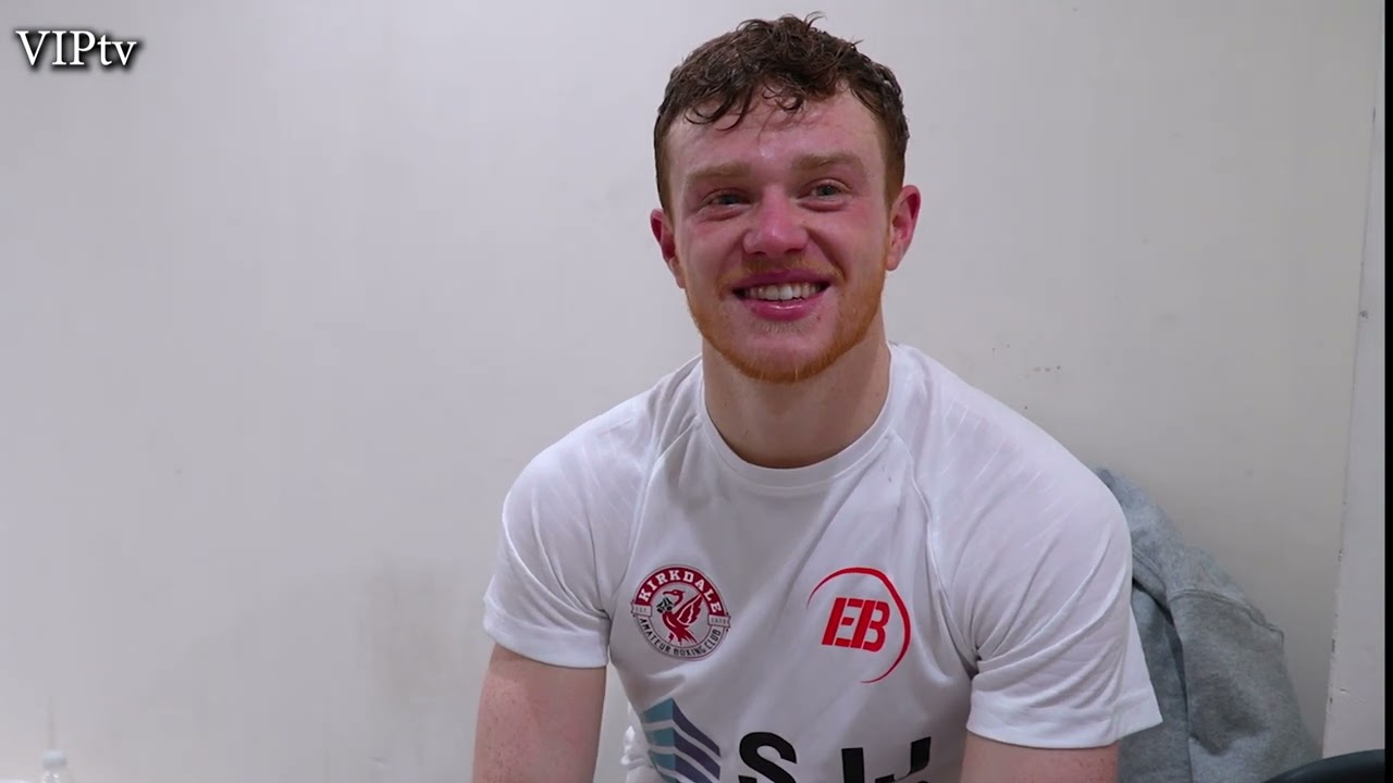 Ethan Brown on boxing the BEST of journeymen in his early learning stage. background
