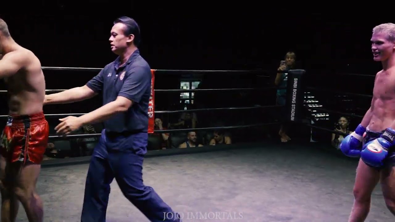 ยิ่งกว่าในหนังสองพี่น้องรัสเซียต้องมาชกกันบนเวทีมวย Ruslan PhuketFightClub vs Danail Revolution gym background