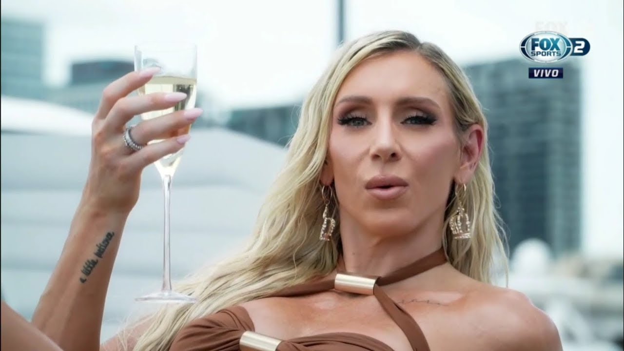 Promo Charlotte Flair hermosa antes de SummerSlam - WWE SmackDown 4 de Agosto 2023 Español Latino