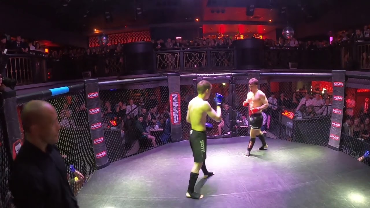 NOTTINGHAM | ULTRA MMA | JAKUB DABROWSKI VS ANDREW background