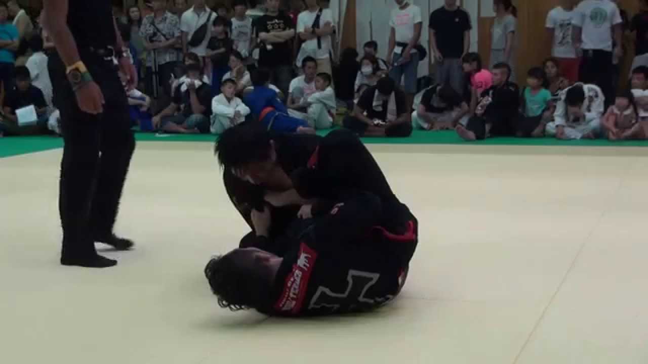 Hirokazu Takamoto vs Motoki Ito / DUMAU KANSAI 2014 background