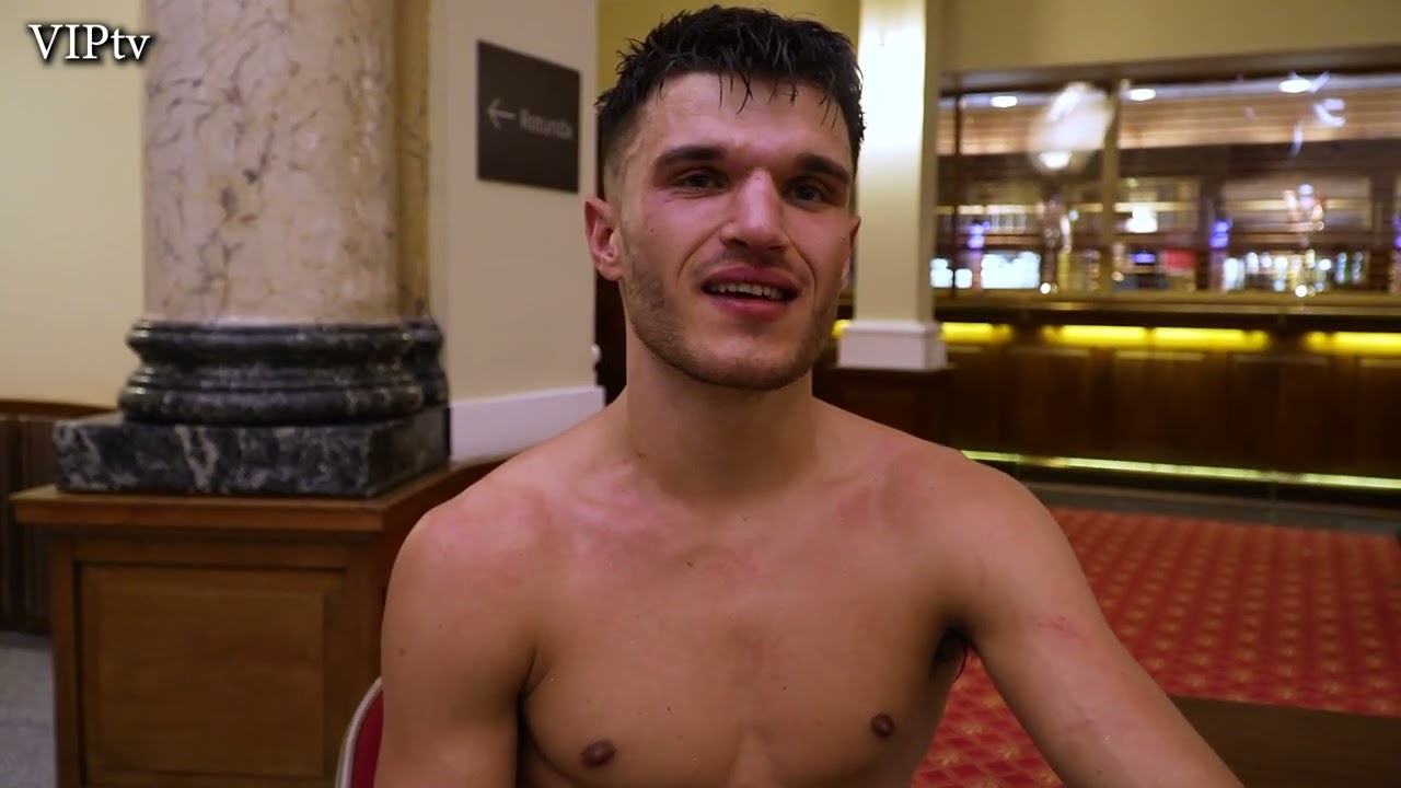 Connor Coghill get his 1st stoppage win in a epic battle in his hometown of hull background