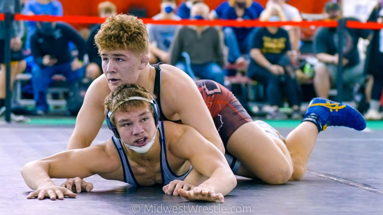 160 – Braden Stauffenberg of Montini by Maj Decision 14–3 over David Malin of Genoa WI