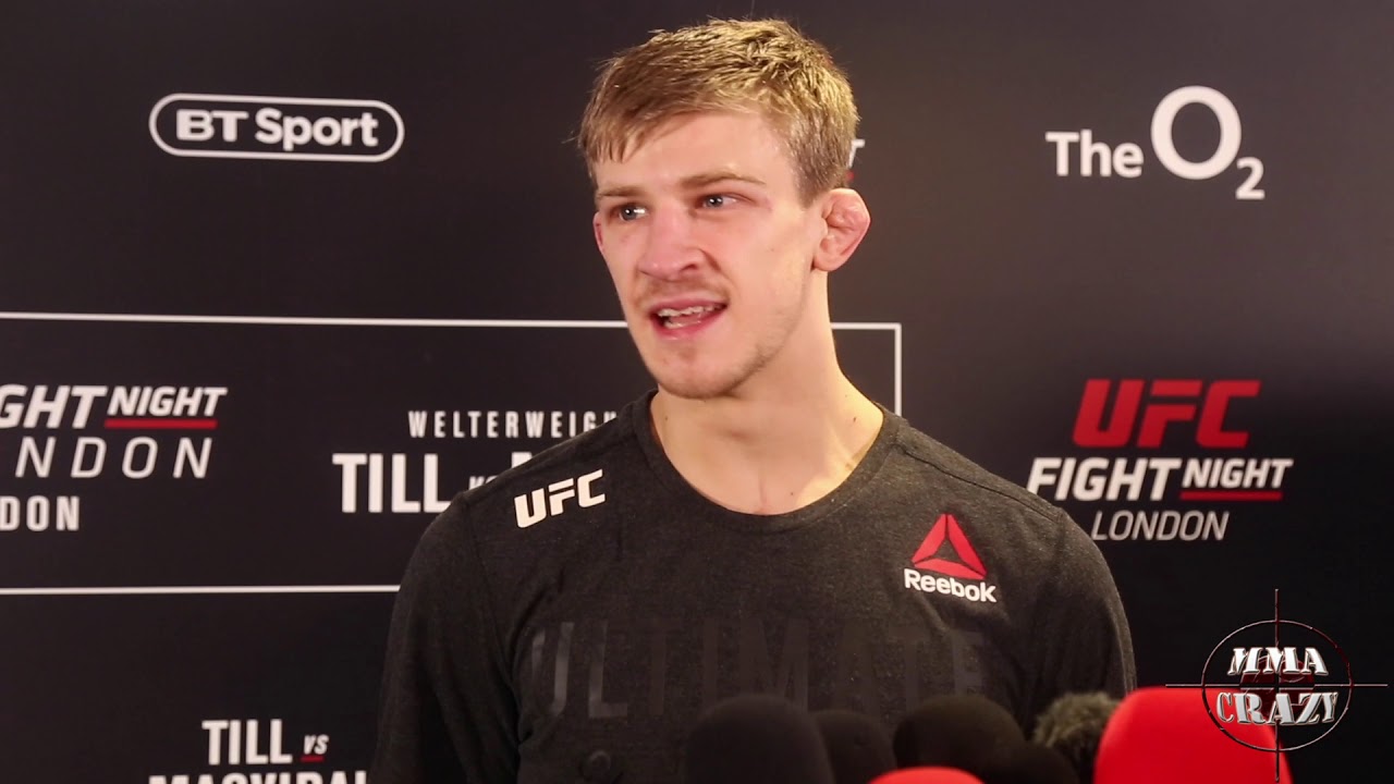 Arnold Allen talks win over Jordan Rinaldi at UFC Fight Night London background