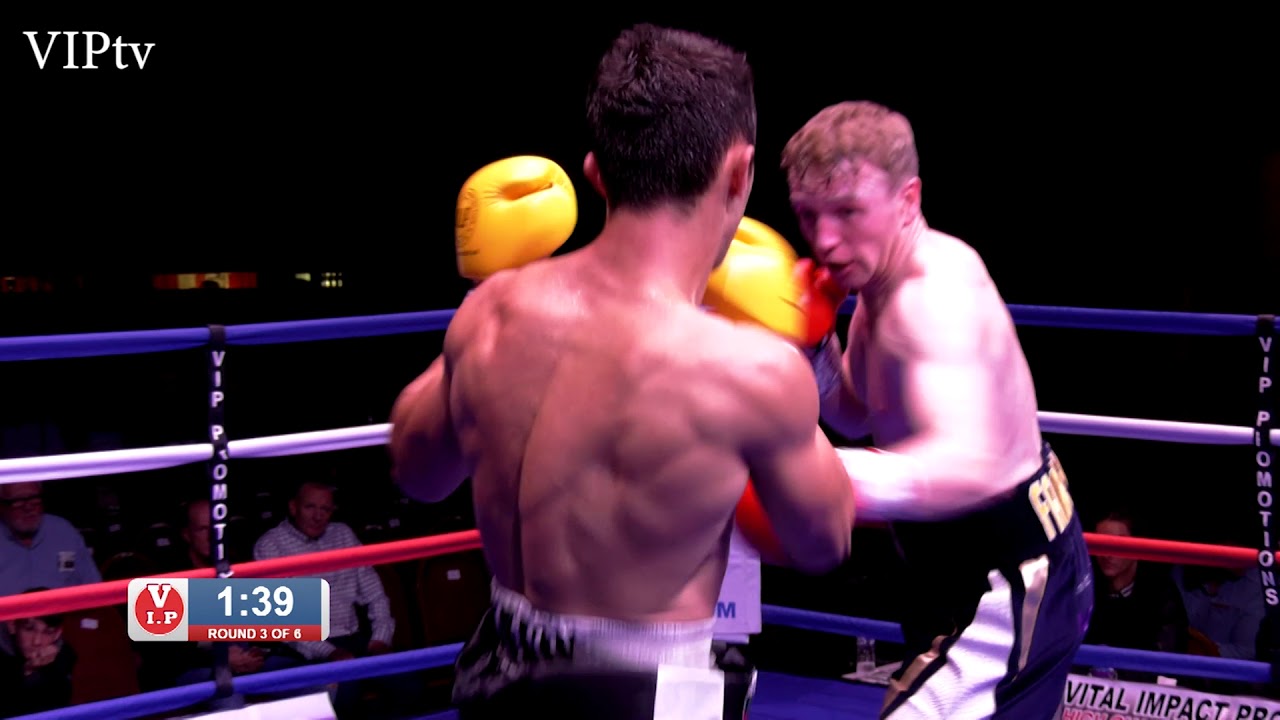 Tom Farrell v Teodor Nikolov 29 9 2018 at Olympia, Liverpool background
