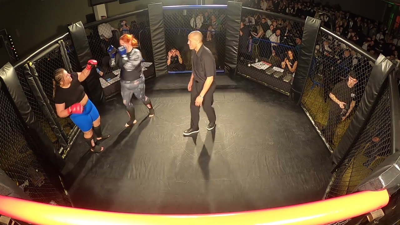 LEICESTER | ULTRA MMA | KIKI