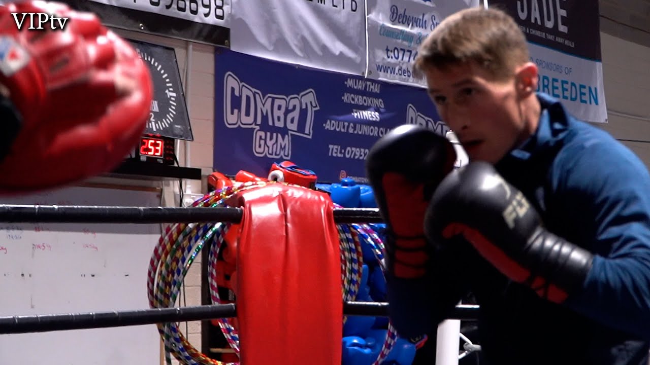 Meet featherweight prospect John 'Edo' Edwardson who makes his debut in Huyton on Nov 19th background