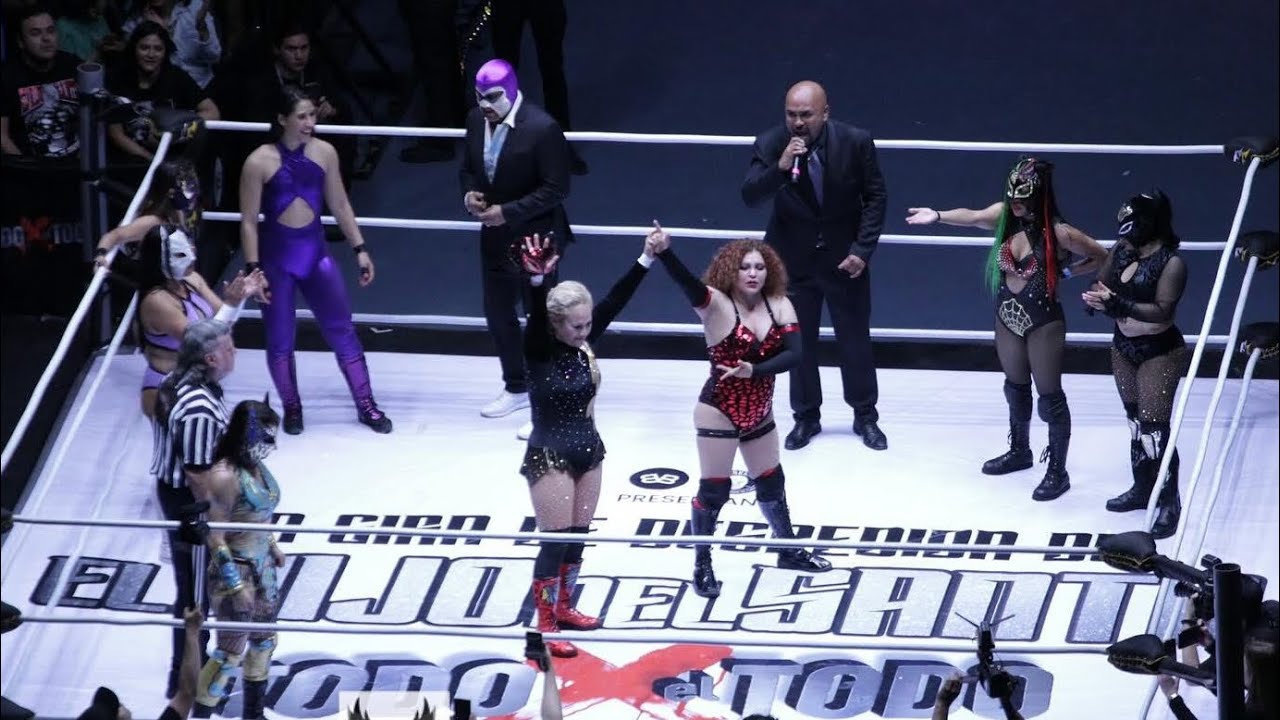 Adiós Hijo del Santo Mujer Demonio entrega su máscara a Lady Apache en la Arena CDMX