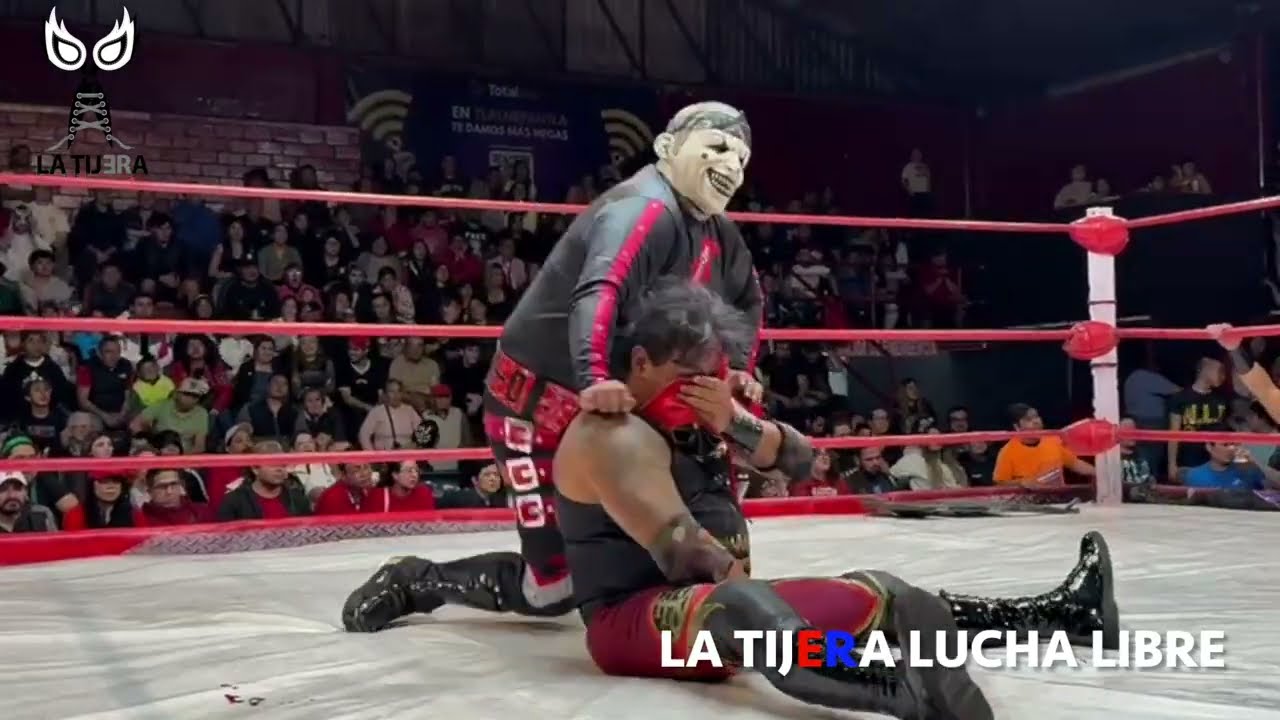 Tormento, Tormento Jr y Leviathan Vs Simpatik-O, Neurotik-O y Apatik-O con Lucha Libre Boom background