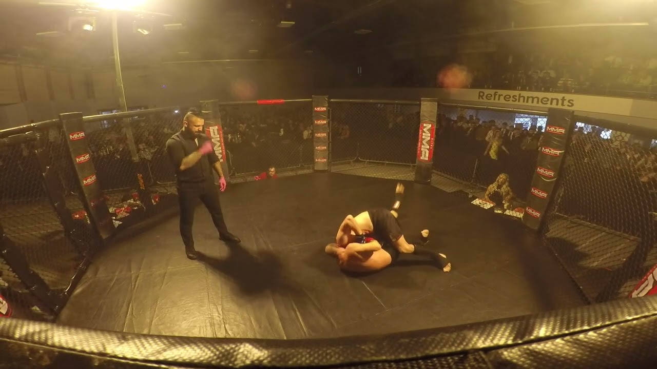 BRISTOL | MMA | BRAD "THE BIONIC BRUISER" SHORT VS JOHN LEGGAT