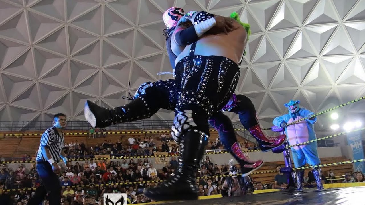 Plan Sexenal: Puerquiza Extrema Vs Los del Rancho con Roc Lucha Libre background