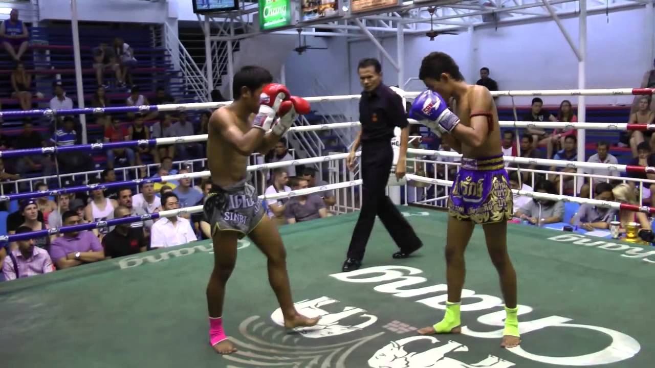 Sun Sinbi muay thai puts his opponent to sleep in round 2 backdrop