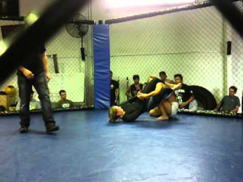 Shizuka Sugiyama Grappling match in 2012 Part.1