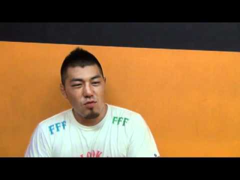 2011/7/23 RISE80 高萩ツトム(Tsutomu Takahagi)インタビュー background