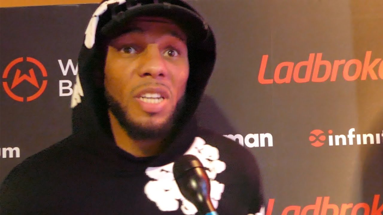 'DMITRY BIVOL CAN'T KEEP BETERBIEV OFF!' - Lyndon Arthur talks Azeez, Cameron background