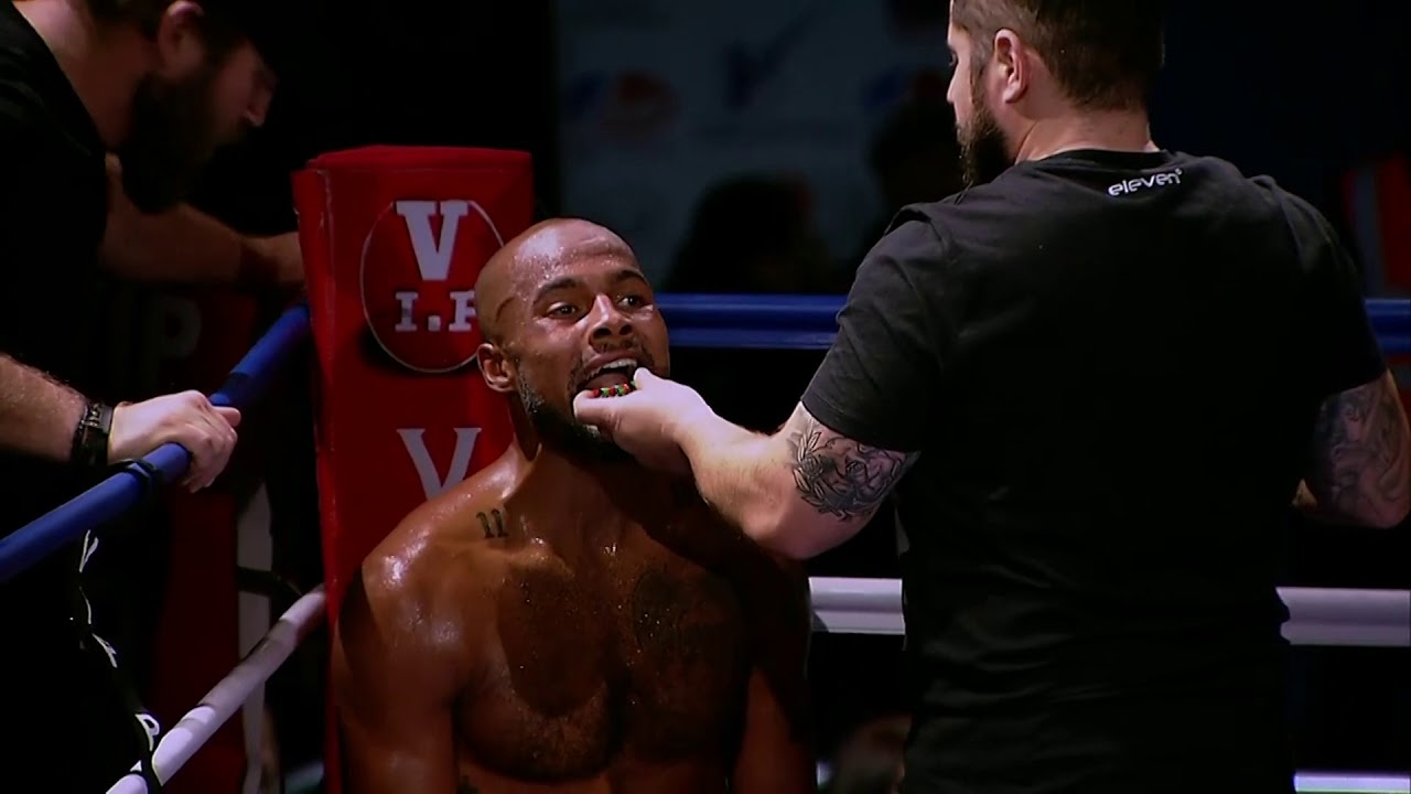 Sebastian Eubank v Remigijus Ziausys 16.3.2019 at Oldham Sports Leisure Centre.