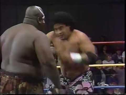 Kamala & Botswana Beast vs Samoan Swat Team (Samu/Fatu) 12/18/88 WCCW