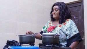 WEEKEND HOUSEWIFE - A Nigerian Yoruba Movie