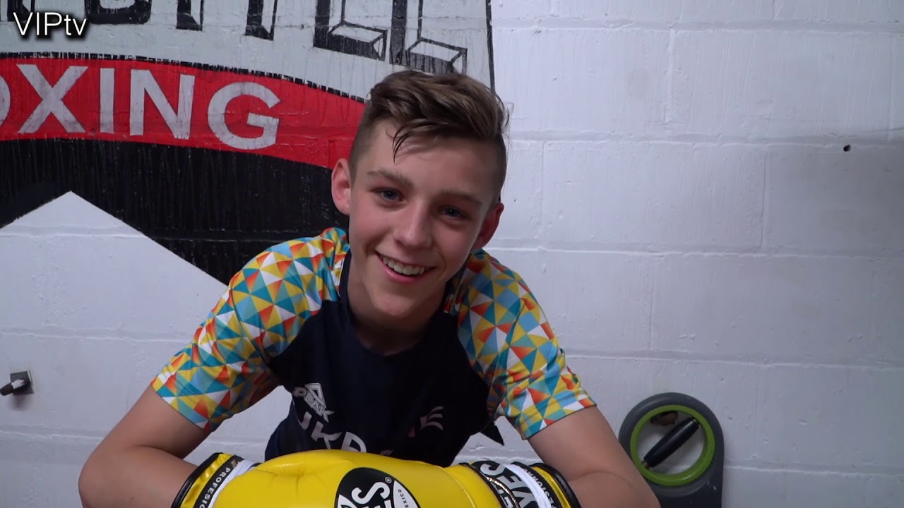 Frank Varey one of Sharpstyle's young stars & National Champion background