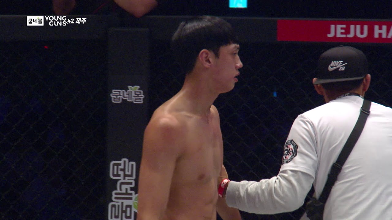YOON TAE-YOUNG(윤태영) VS LIM BYEONG-HA(임병하) 풀경기 FULL FIGHT 굽네몰 ROAD FC YOUNG GUNS 42 backdrop