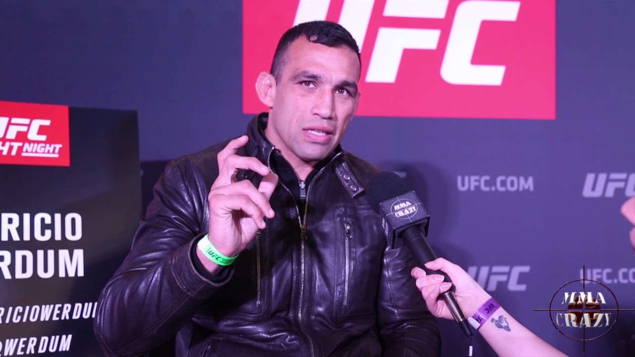 Fabricio Werdum predicts a finish over Alexander Volkov at UFC Fight Night London background