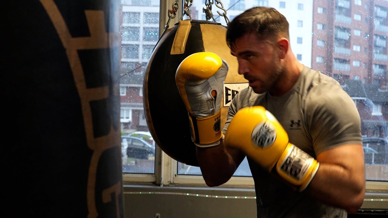 Jay Farrell return too returns to the ring nearly 2 years to the day.since his last fight. background