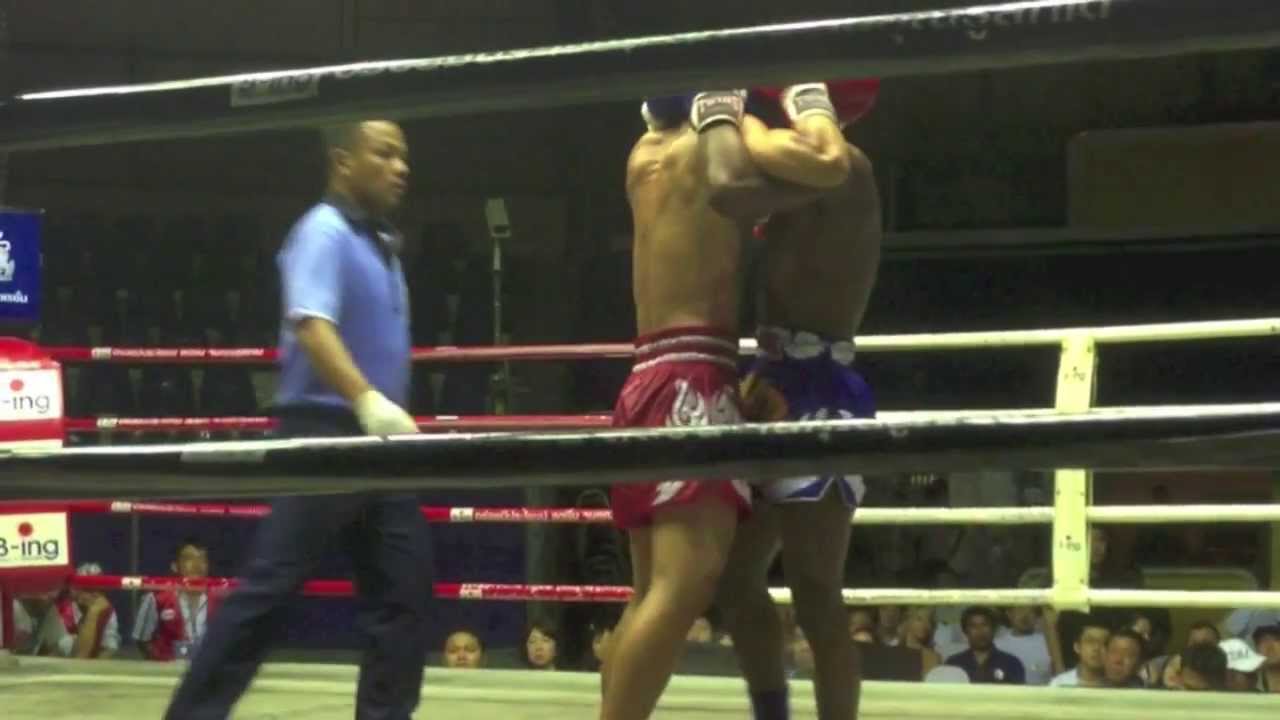 Ncedo "Nintendo" Gomba (Tiger Muay Thai) vs Yokphet Lertferniture @ Rajadamnern Stadium 16/6/2013