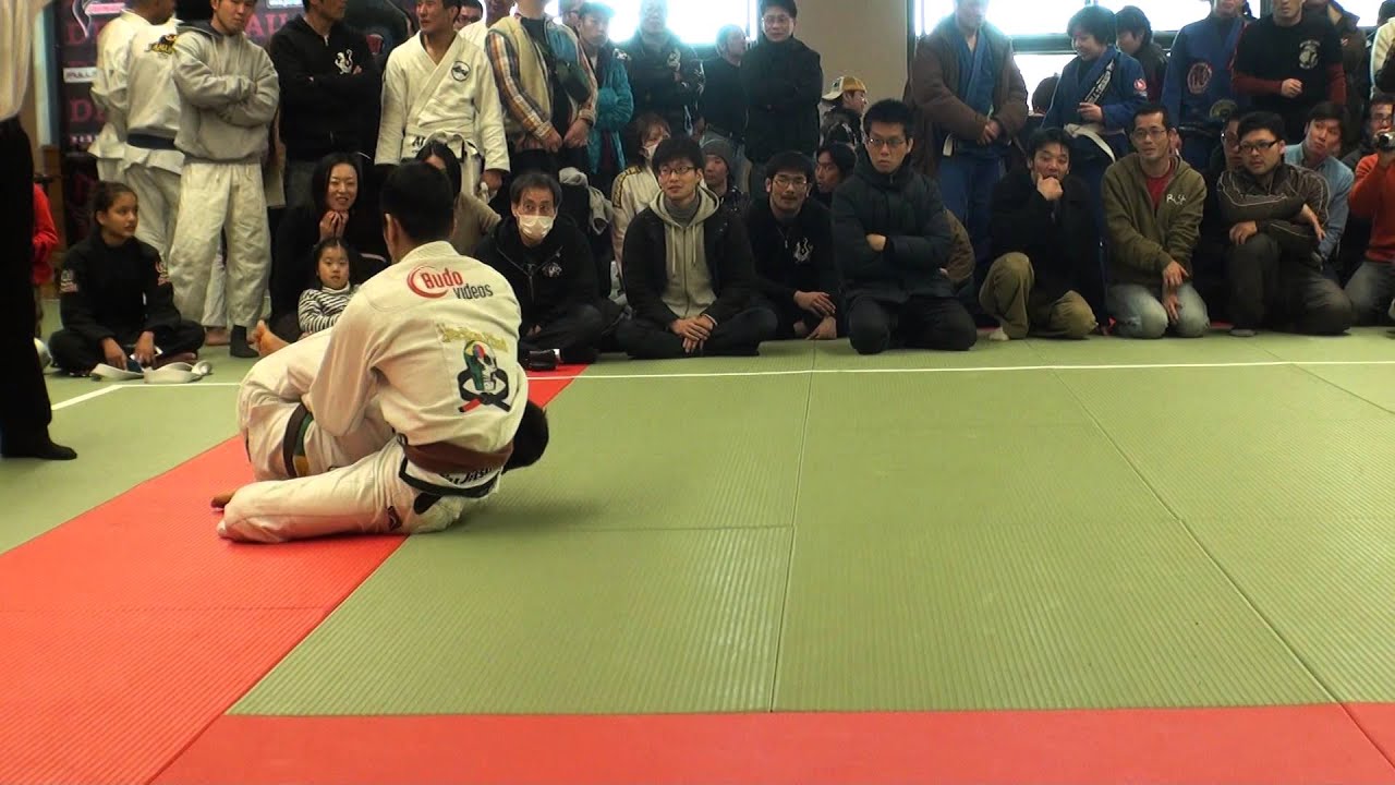 【DUMAU】橋本知之vs増澤廣征 アダルト茶帯プルーマ1回戦 background