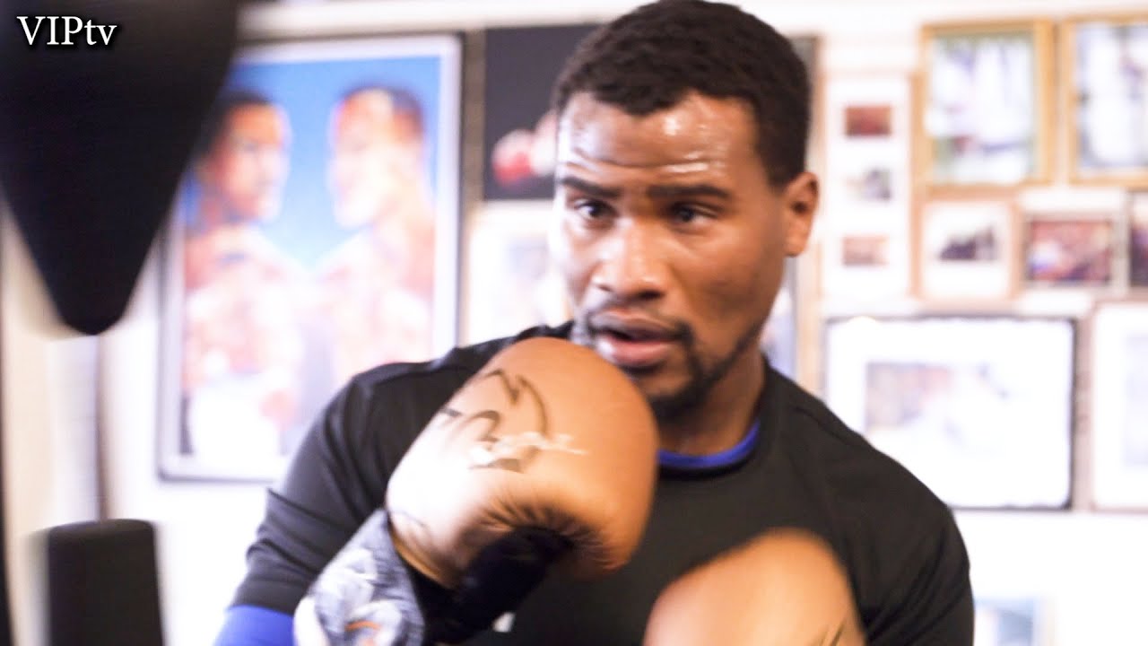 Mali Wright talks about great debut & looking forward to putting on another great display on Nov 13 background