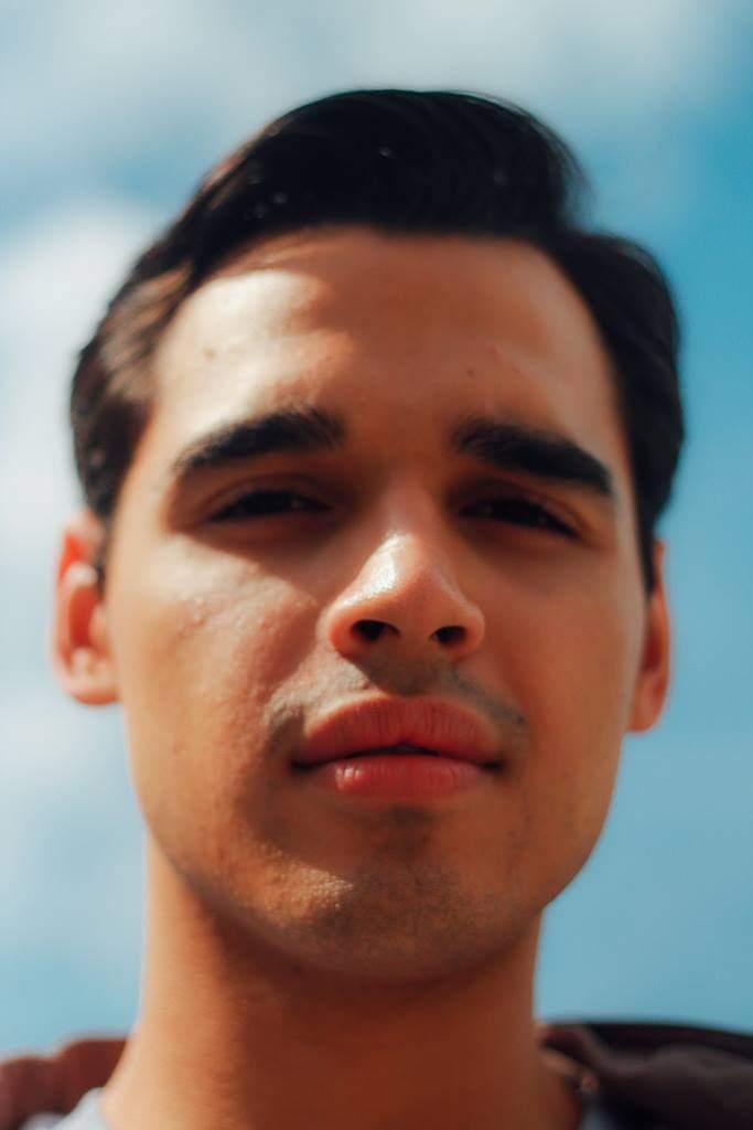 Nel Gomez