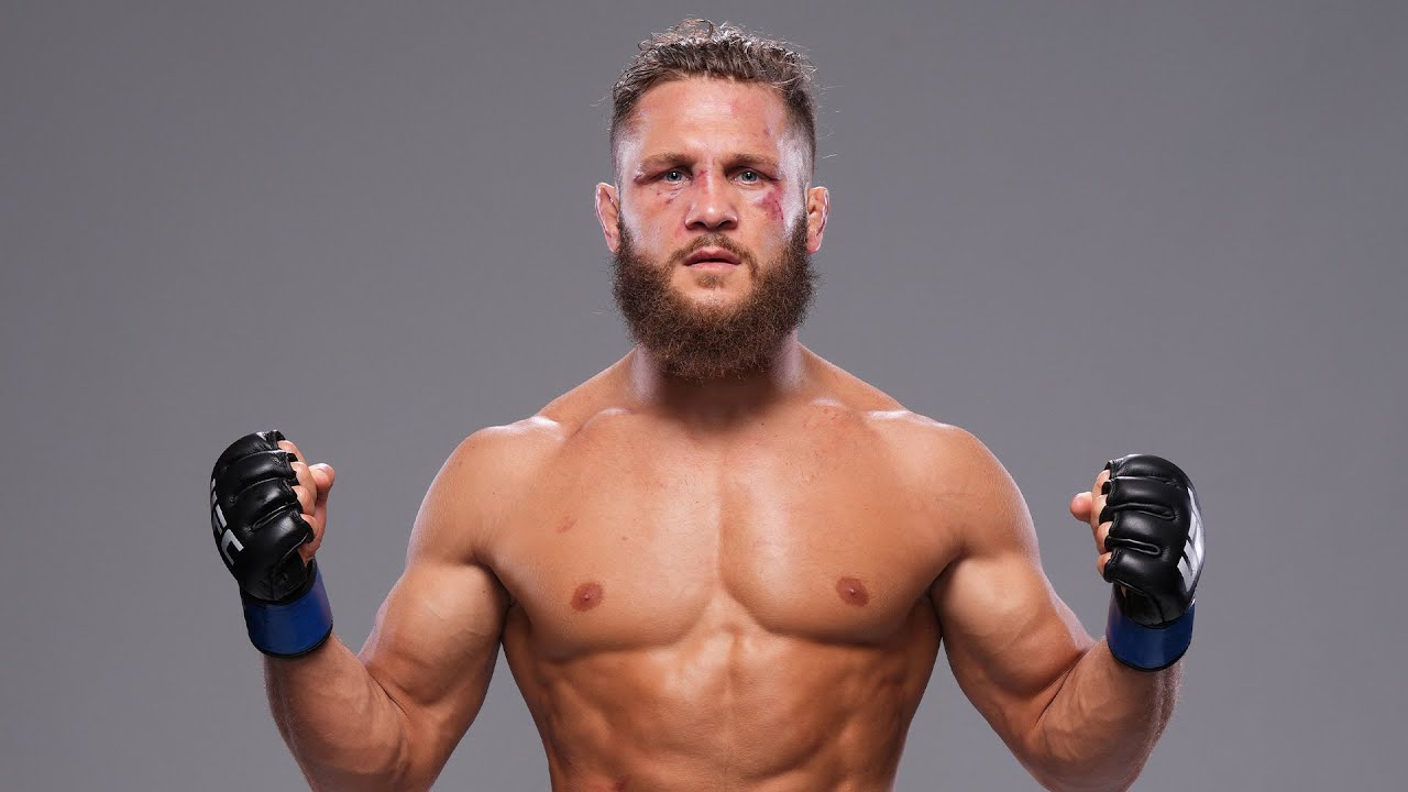 "Fiquei surpreso que nocauteei ele" | Rafael Fiziev | UFC Vegas 58 backdrop