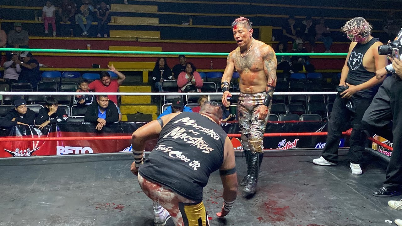 Tony Cirio Jr agradece a Tiago, por la rivalidad que brindaron en la Arena Neza background