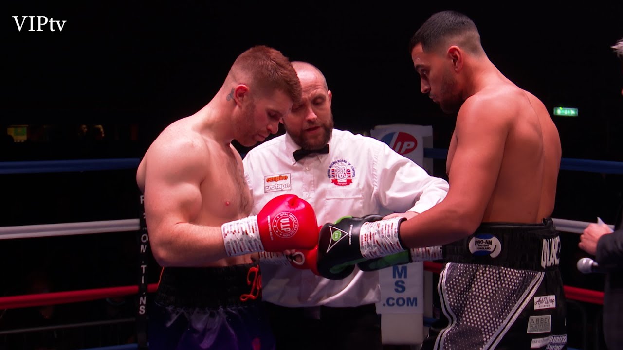 Nathan Quarless v Steve Collins Jnr at Liverpool's Olympia on 26.11.2021 background