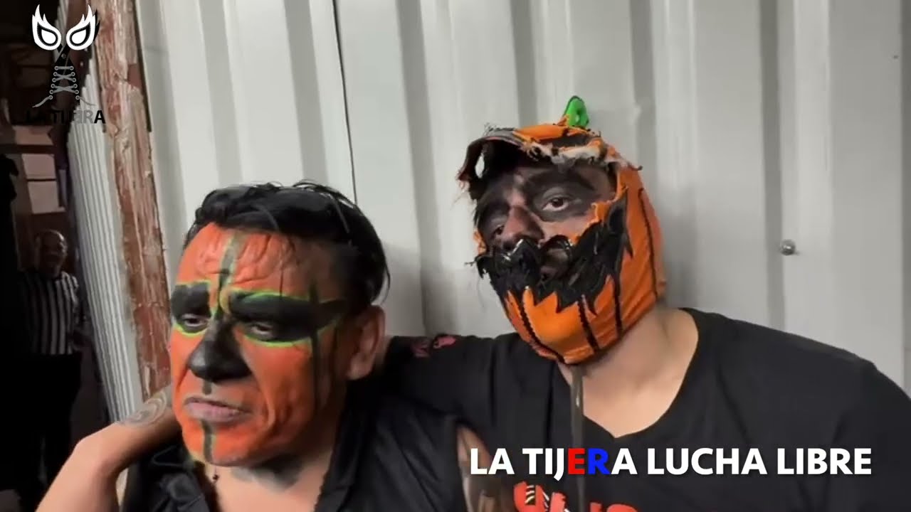 Hallowen e Hijo de Hallowen: Aquí está mi heredero para lo que gusten, es un hombre preparado background