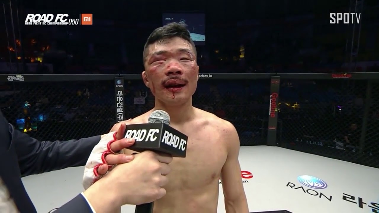 ROAD FC의 영원한 페더급 초대 챔피언 최무겸 XIAOMI ROAD FC 050 background
