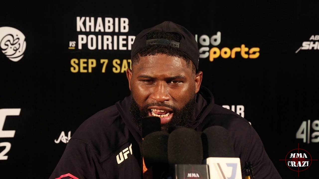 Curtis Blaydes talks dominating win over Shamil Abdurakhimov at UFC 242 background