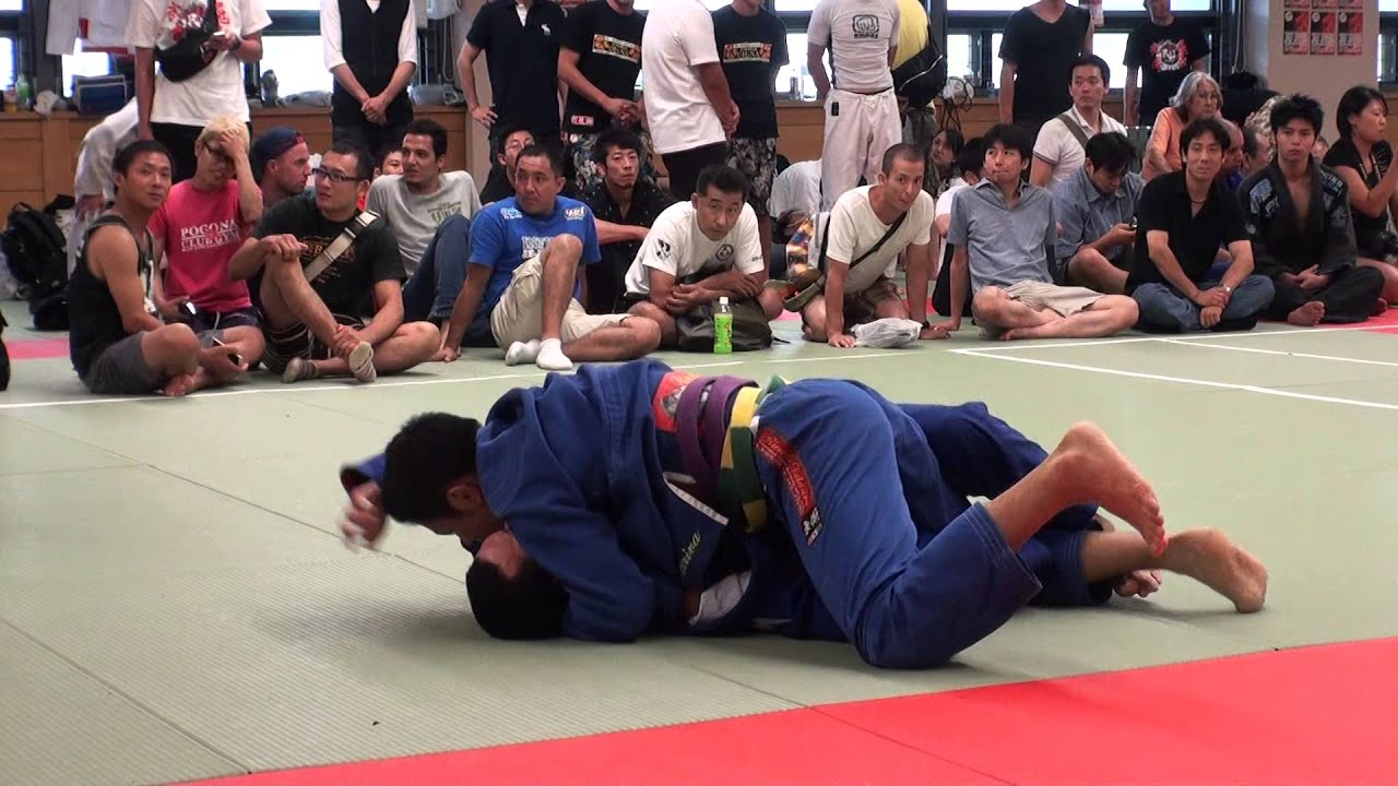 【DUMAU】Takuma Goto vs Akira Kadosawa background