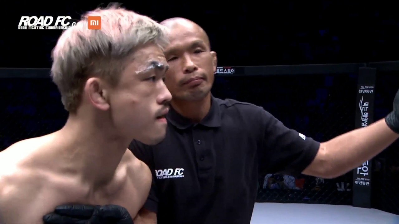 XIAOMI ROAD FC 041 JANG DAE-YOUNG(장대영) VS PARK HYUNG-GEUN(박형근) background