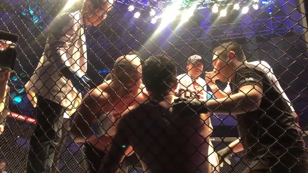 한일 격투 레전드의 브로맨스 XIAOMI ROAD FC 050 backdrop