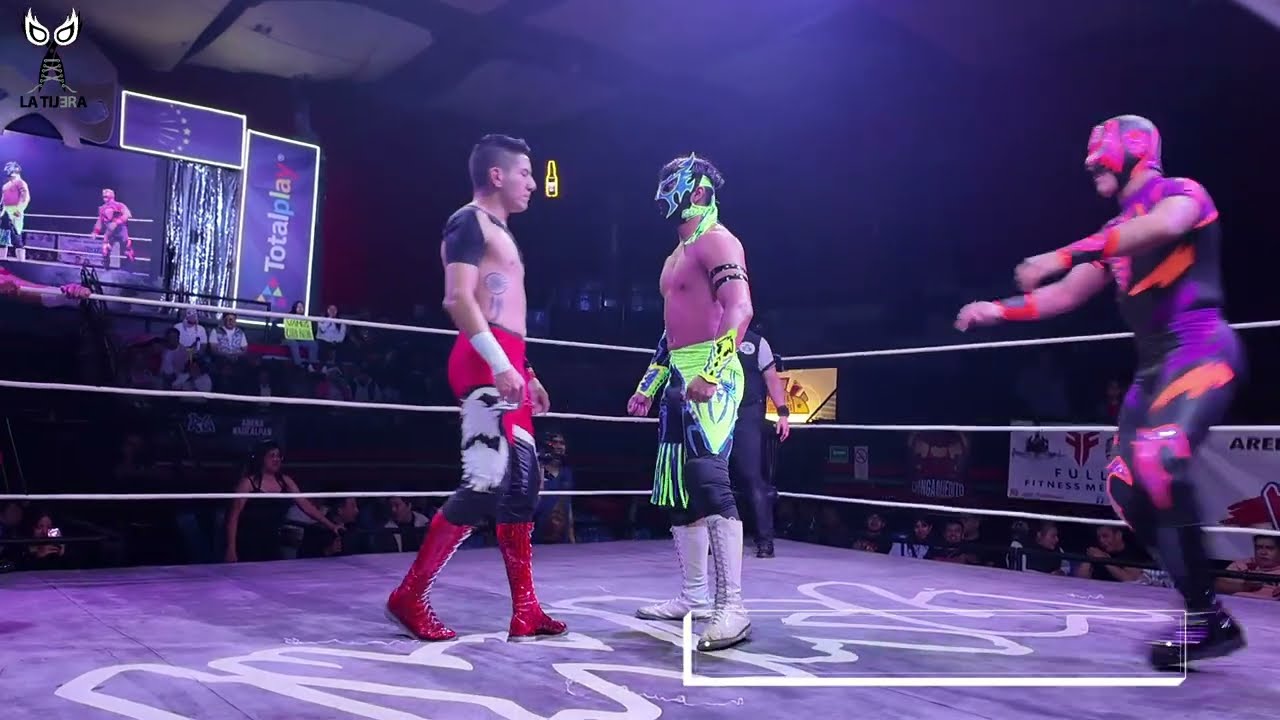 IWRG Naucalpan: The Revolution Crew Vs Noisy Boy, Spider Fly y Tornado background