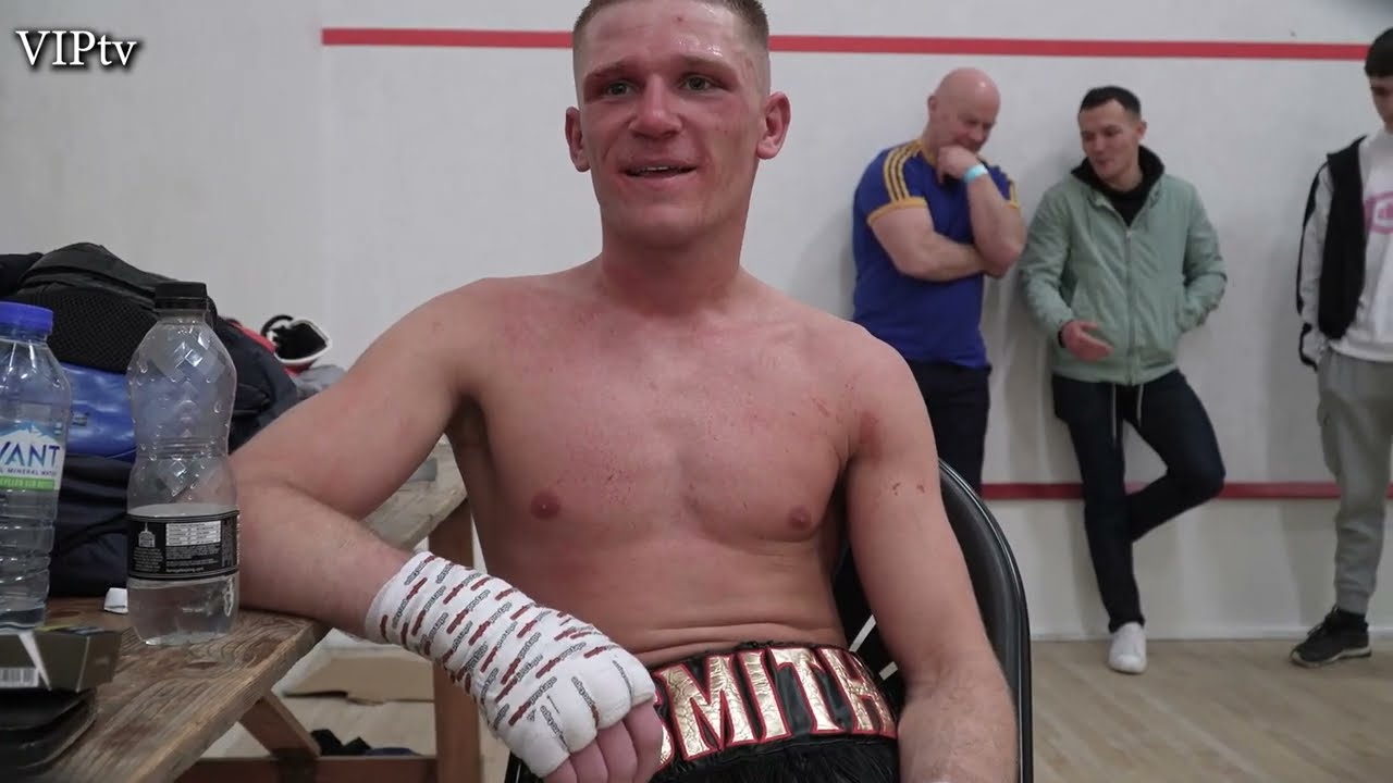 Levi Smith on a tough 6 rounds against Darryl Tapfuma, the perfect learning fight